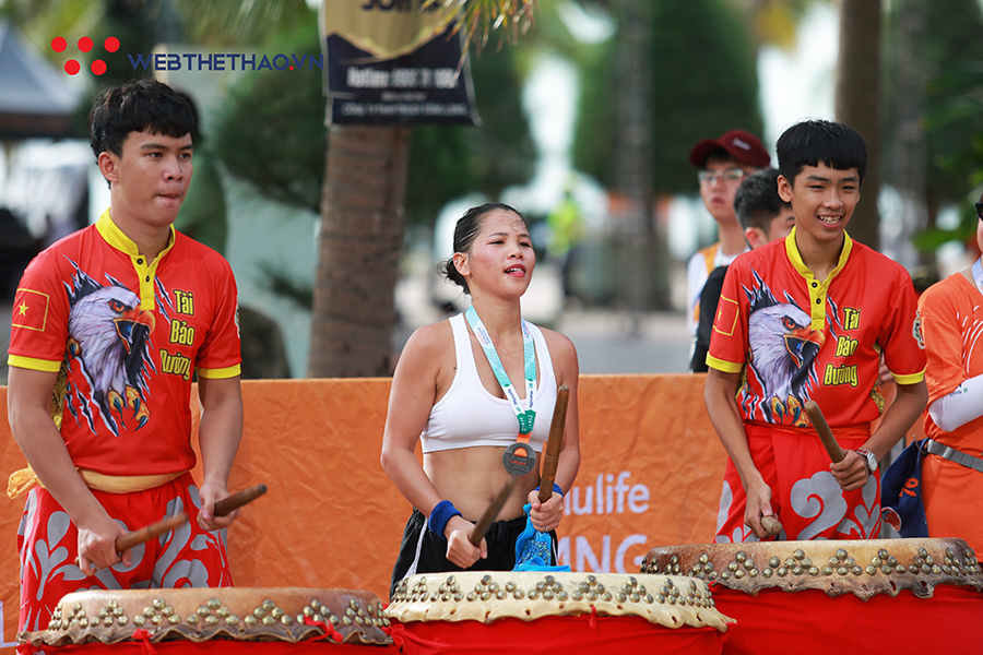 Khi phụ nữ đi chạy, là đẹp hết phần người ta Khi phụ nữ đi chạy, là đẹp hết phần người ta
